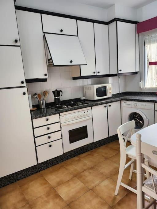 Duplex Rua Sol - Netflix Apartman Laxe Kültér fotó